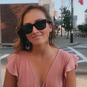 Meet your Posher, Kimberly